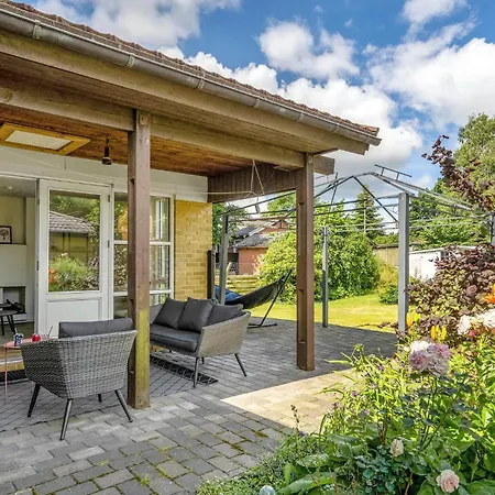 Holiday home In With Kitchen *
