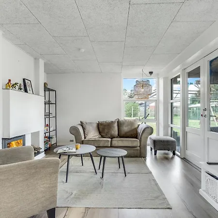 Semesterbostad In With Kitchen